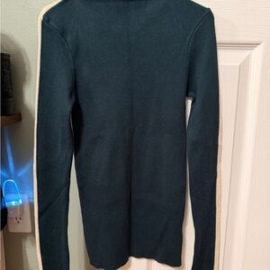 Commense Dark Green and Cream Fitted Turtleneck